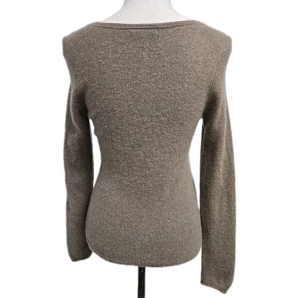 Charter Club 2-Ply 100% Cashmere V-Neck Sweater  Light Brown Soft  Women’s Sz M - Picture 4 of 8